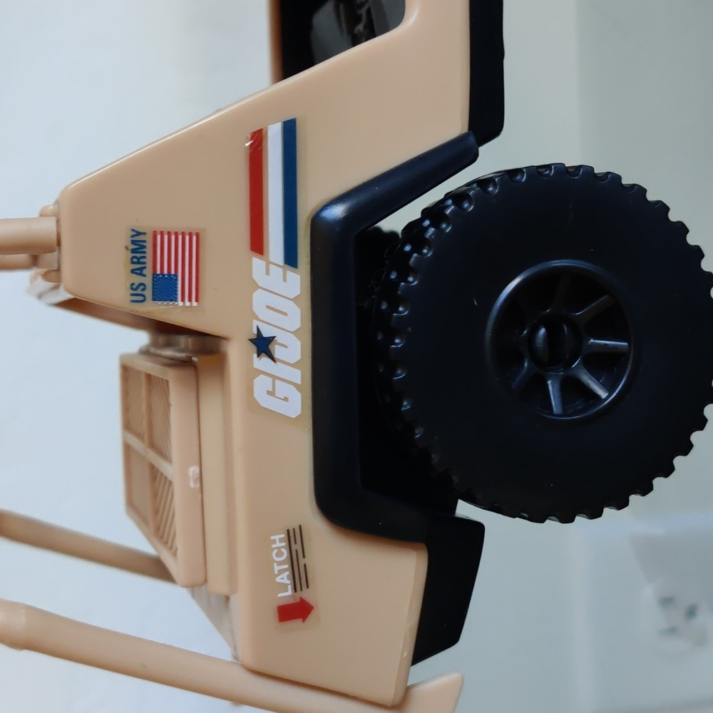 2001 Gi Joe Desert Striker Jeep Vehicle & 2001 GI Joe Action Figure Vintage - Picture 3 of 8